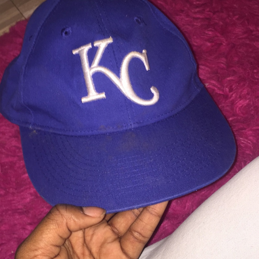baseball hat - Picture 1 of 5