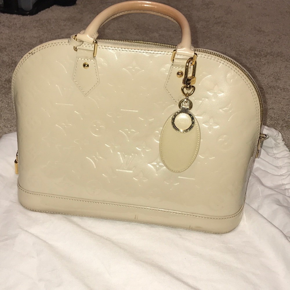 Authentic Louis Vuitton Purse
