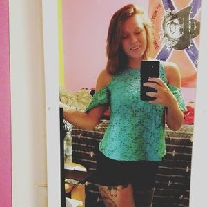 Meet your Posher, Desirée