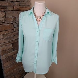 The Limited Tops - NEW The Limited XS Ashton blouse The Limited Tops - NEW The Limited XS Ashton blouse