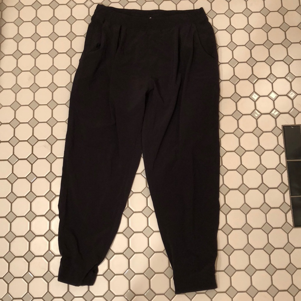 LULULEMON JOGGERS