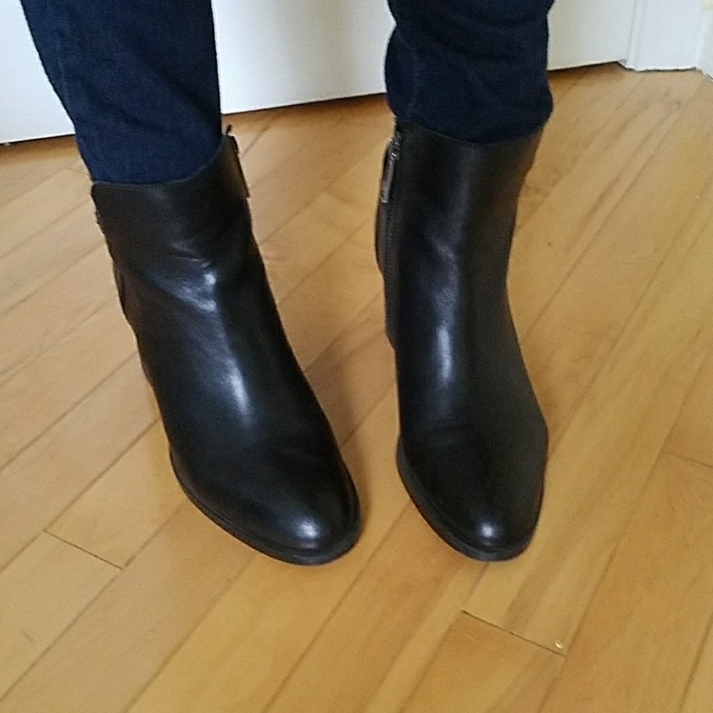RLL black booties