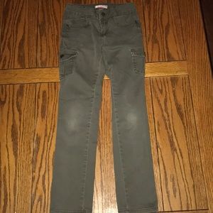 Girls cargo pants! Skinny fit