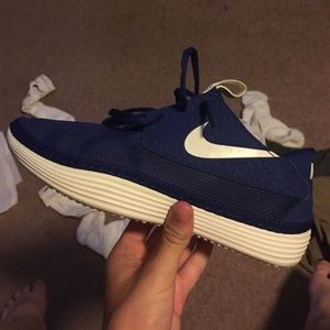 Nike Solarsoft Size 7Y