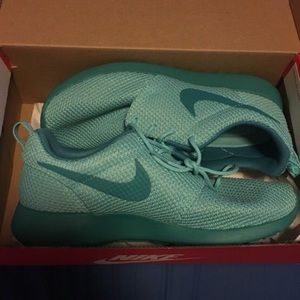 Nike Roshe Run (8.5)