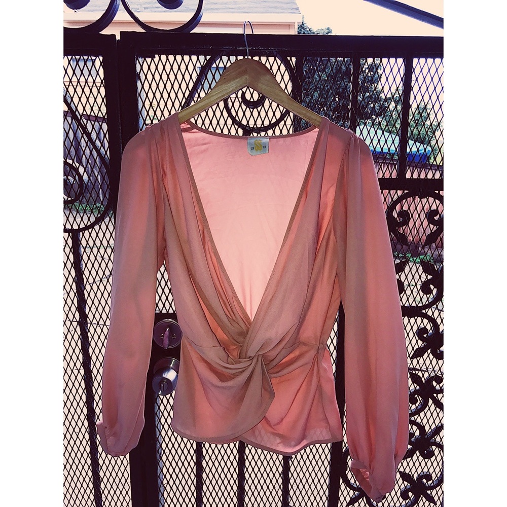 Light pink blouse ✨💖