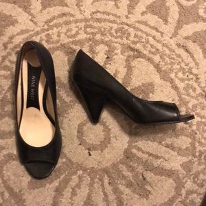 Black peep toe heels