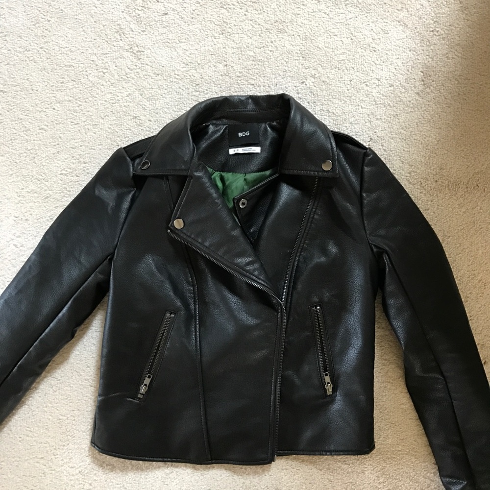 URBAN OUTFITTERS BDG LEATHER JACKET