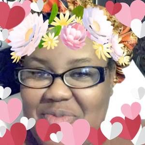 Meet your Posher, Latoya