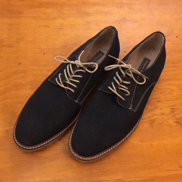 Men's Blue Suede Shoes - Picture 1 of 3