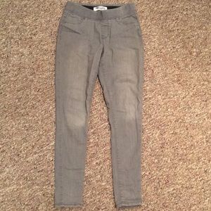 Grey Old Navy jeggings