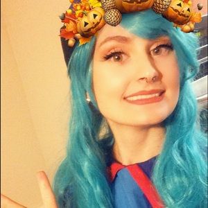 Meet your Posher, Caroline