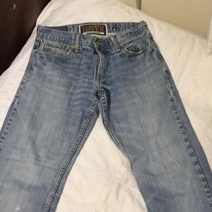 Mom Levi’s jeans