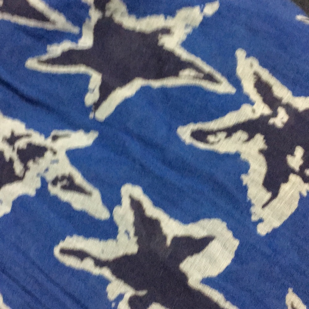 Scarf/wrap - Picture 3 of 3