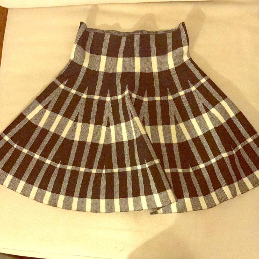 High waisted stretch plaid skirt