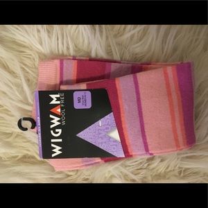 One day only sale! NWT Wigwam wool free socks