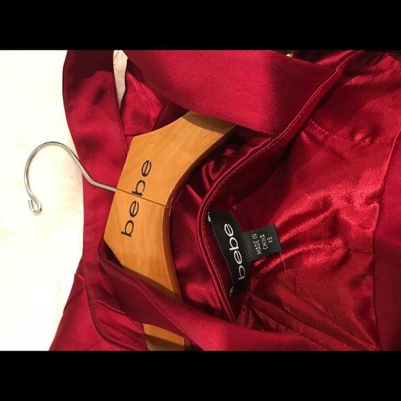 Beautiful red Bebe dress - Picture 5 of 7