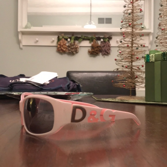 Dolce & Gabbana Sunglasses - Picture 3 of 3