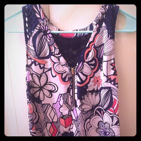 Express Size Small Blouse - tank top - Picture 1 of 3