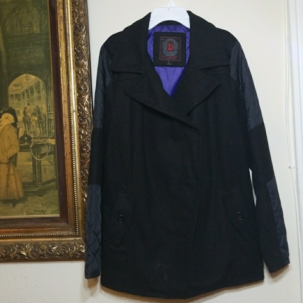 Black Short Women's Coat Size Large