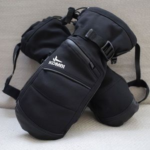 Women's black Kombi Sanctum Mittens