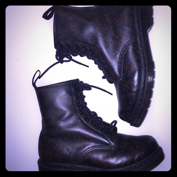 Dr. Martens Shoes - Dr. Marten limited edition original