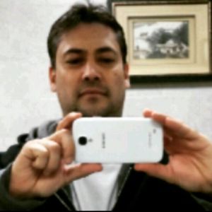 Meet your Posher, Ernesto