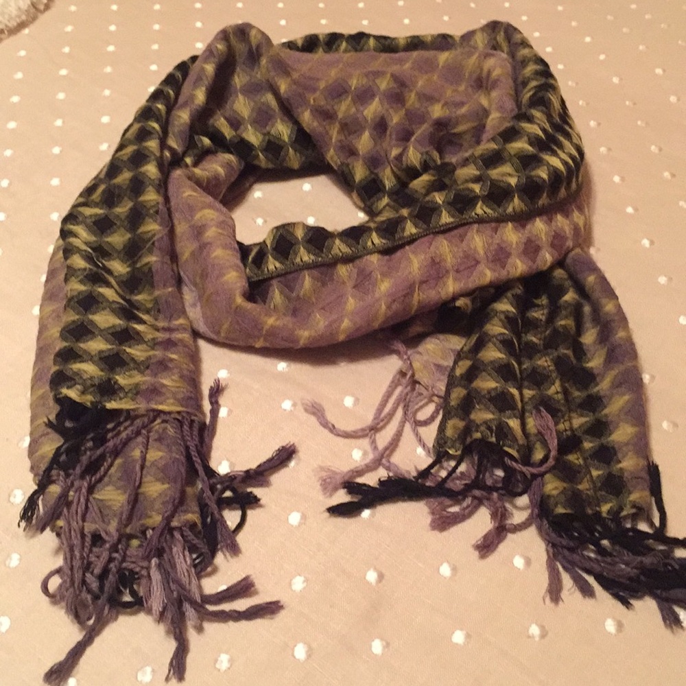 Beautiful Fashion Scarf!