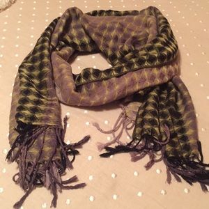 Beautiful Fashion Scarf!