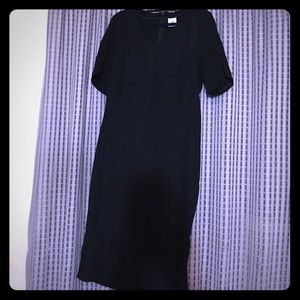 V neck black dress