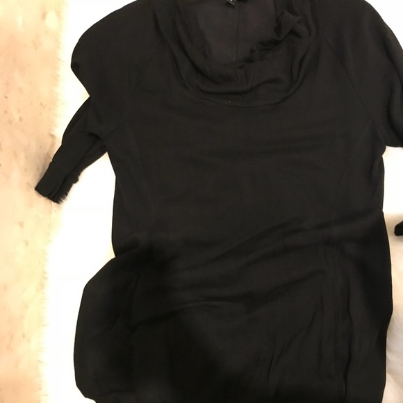 Bebe sweater dress - Picture 2 of 3