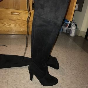 Soft black thigh high boots size 8!!!!!