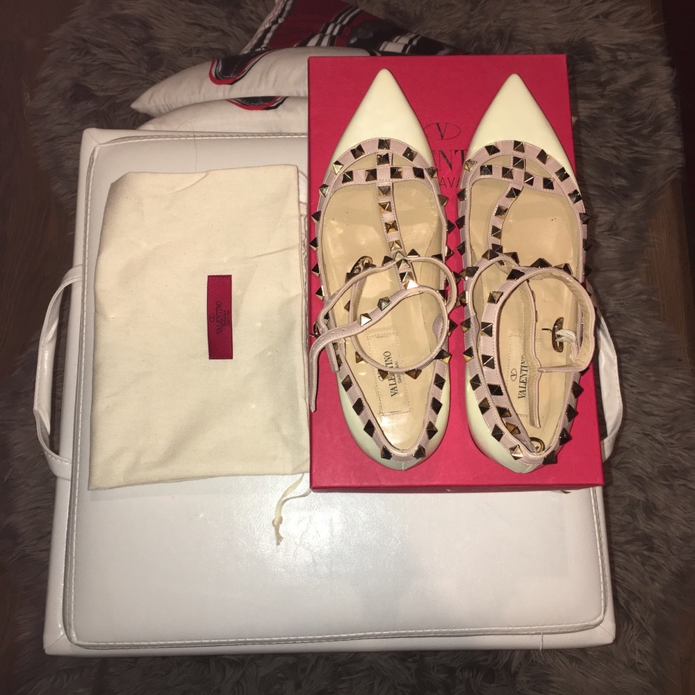 Valentino Rockstud Patent Caged Flat “SOLD”