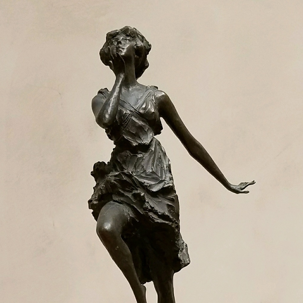 Meet your Posher, Vee