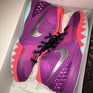 Kyrie Irving Sneakers