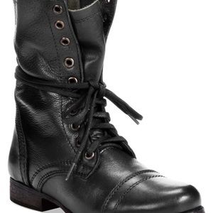 Steve Madden troopa combat boots