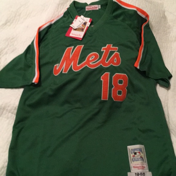 Authentic throw back - Picture 2 of 5