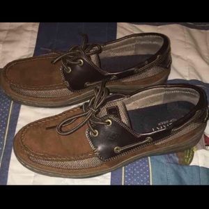 9.5 Sperry Topsider