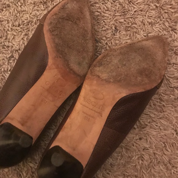 Brown Oscar kitten heels - Picture 3 of 3