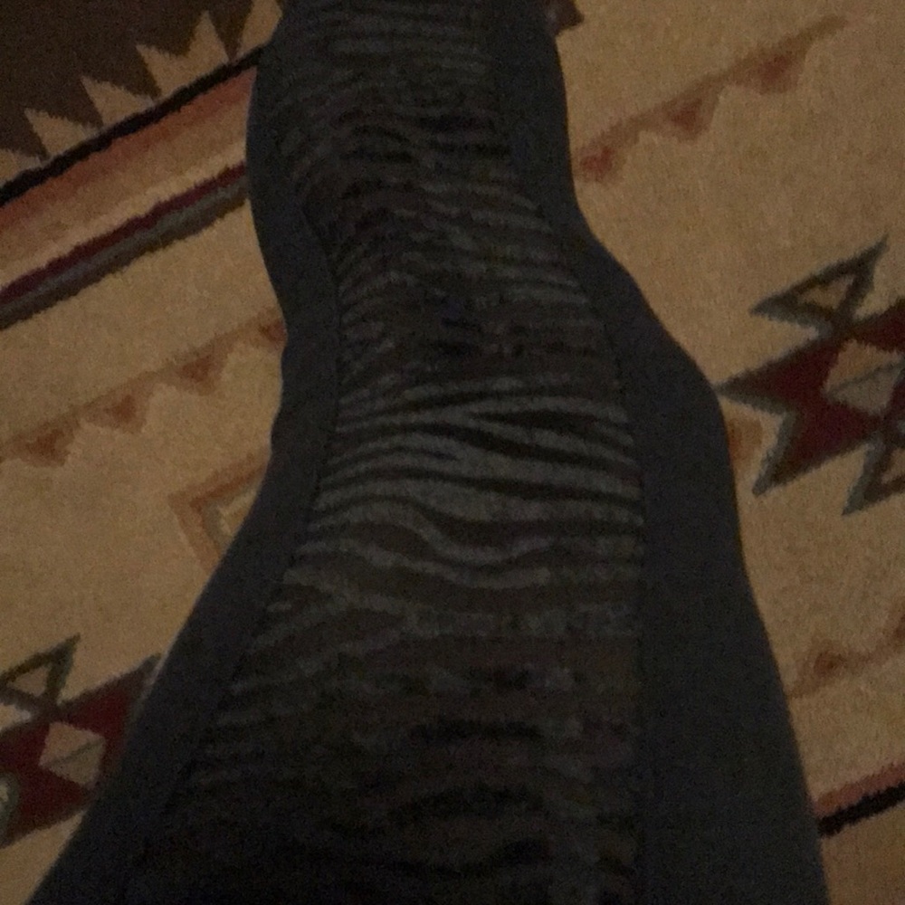 VS Pink leggings !!