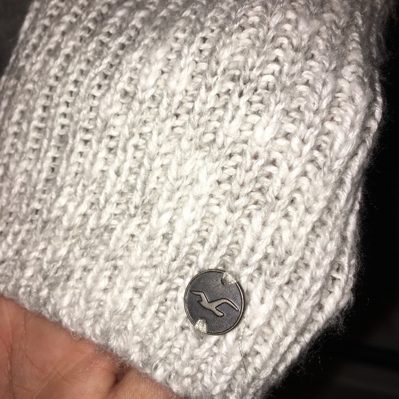 Off the shoulder sweater! - Picture 2 of 3