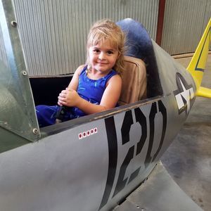 Meet your Posher, Leona