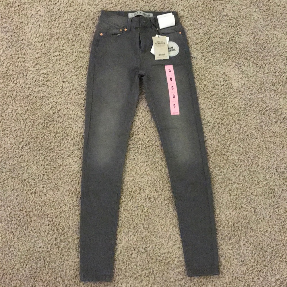 super soft grey jeggings