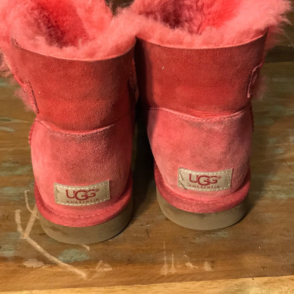 Mini Bailey Button UGGs
