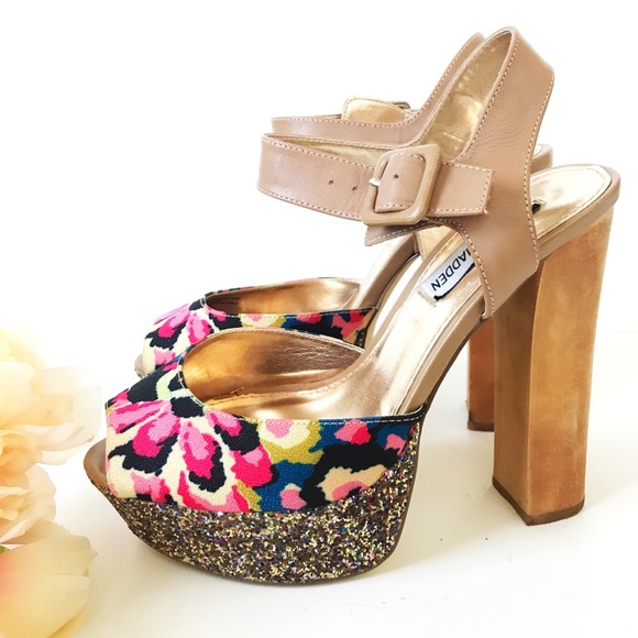 Steve Madden Shoes - 🎉HP🎉🔥SALE🔥STEVE MADDEN JILLY PLATFORM HEELS