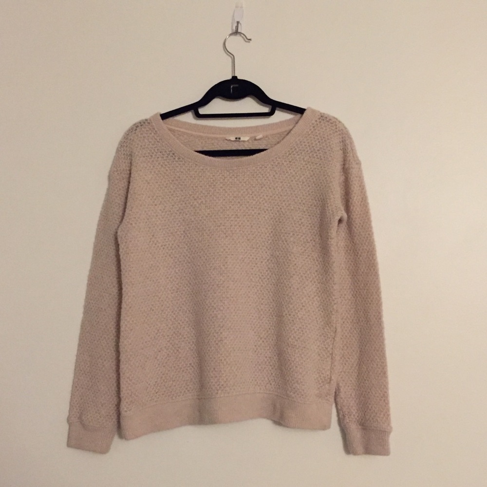 Uniqlo textured scoop neck sweater