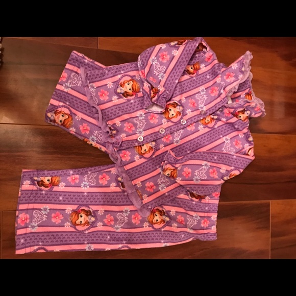 💜Lot of 2 Pajama Sets. Disney & Carters 12 Months - Picture 2 of 4