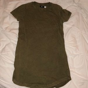 Sale‼️Urban Outfitters Olive Green T-Shirt Dress