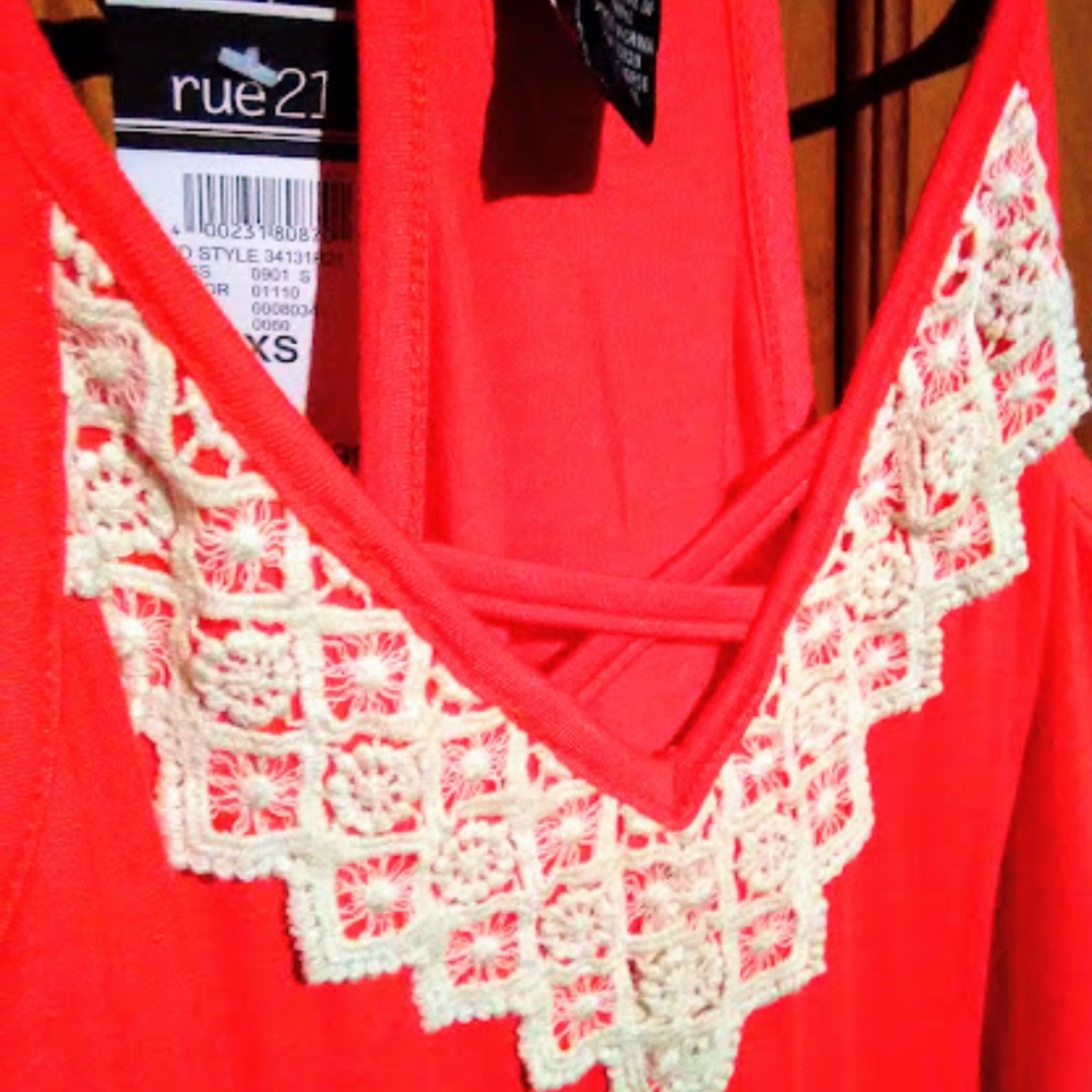 Coral Tank Rue21 - Picture 2 of 4