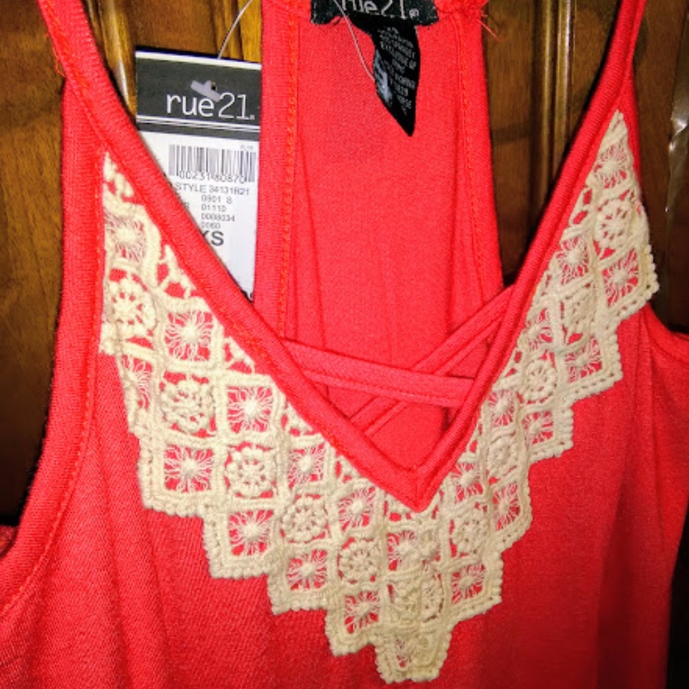 Coral Tank Rue21 - Picture 3 of 4